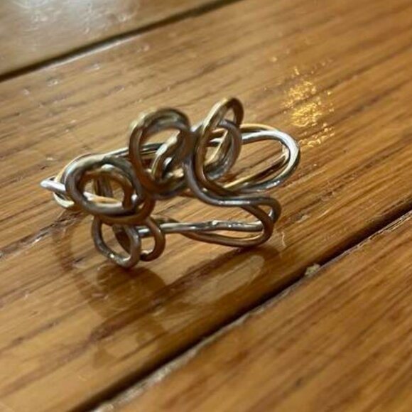 Paw Print Jewelry: 1 Ring, 3 Earrings - Picture 6 of 8